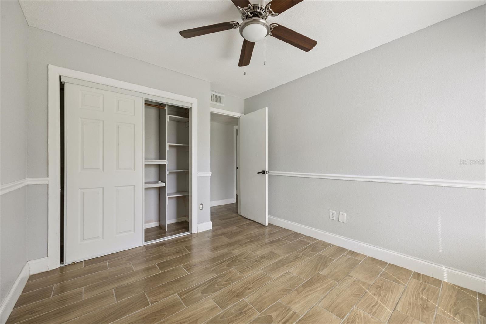 VETERANS CITY UNIT 04 - Residential