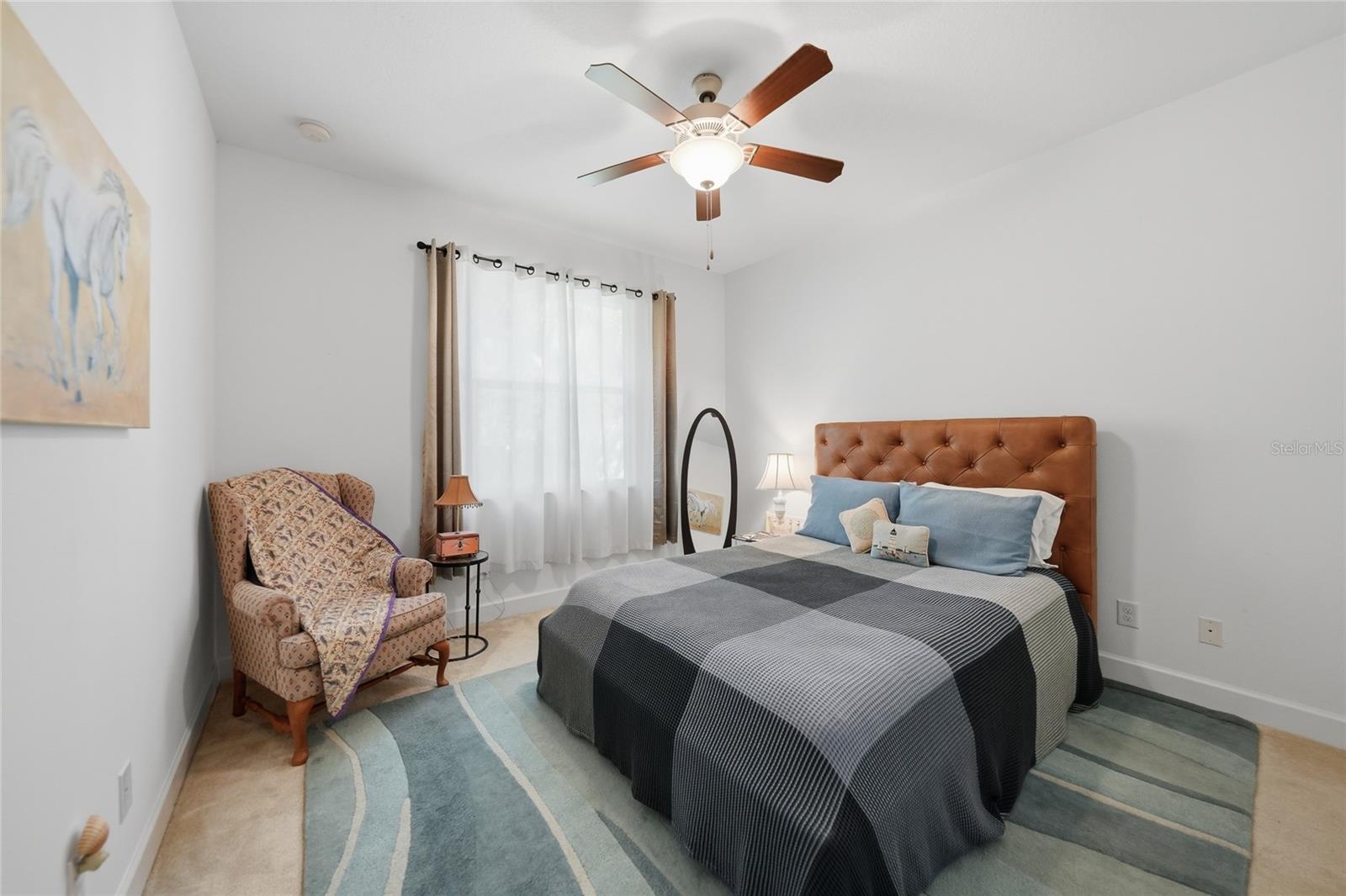 ARTISTS ENCLAVE - Residential