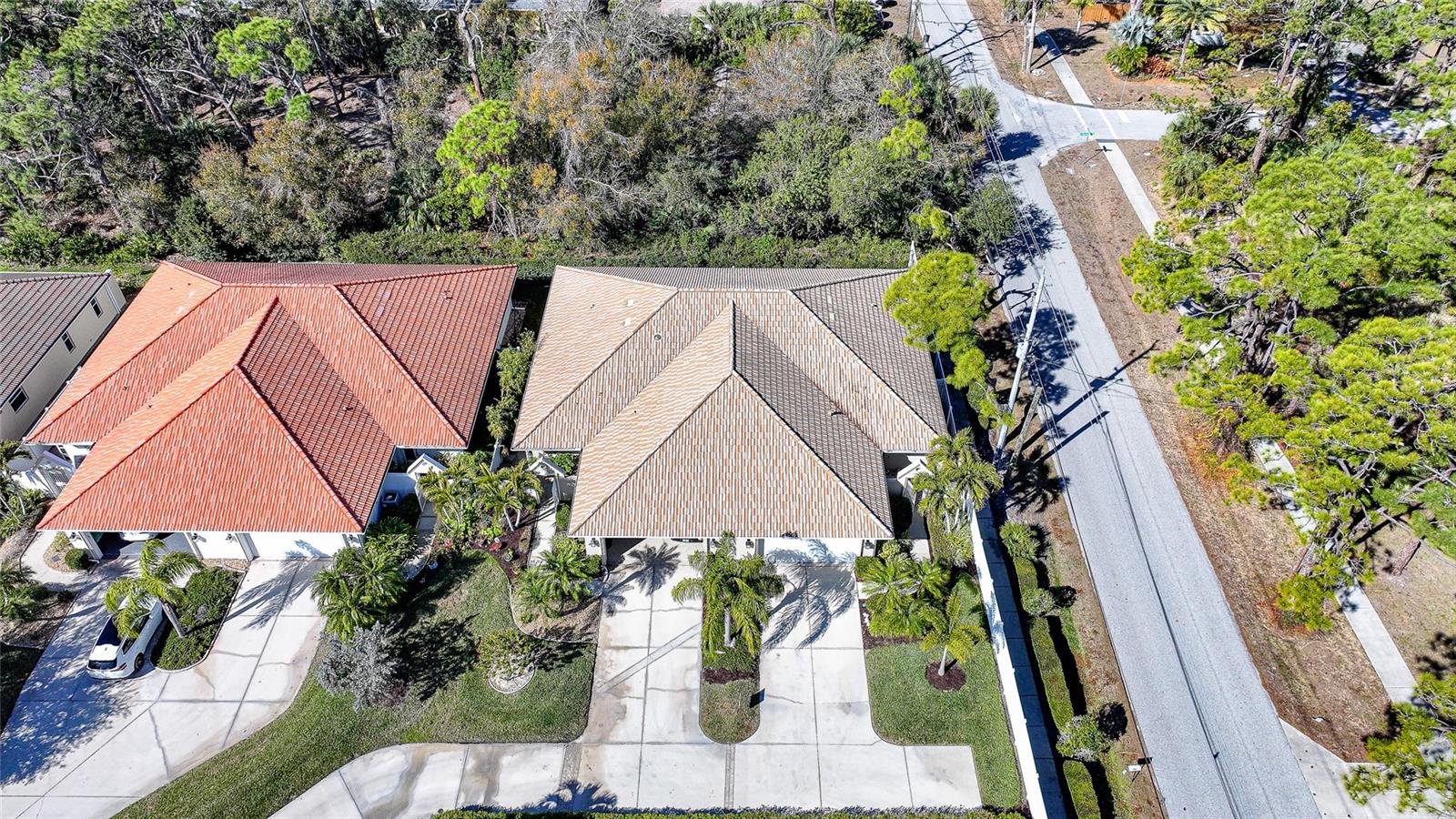 ARTISTS ENCLAVE - Residential