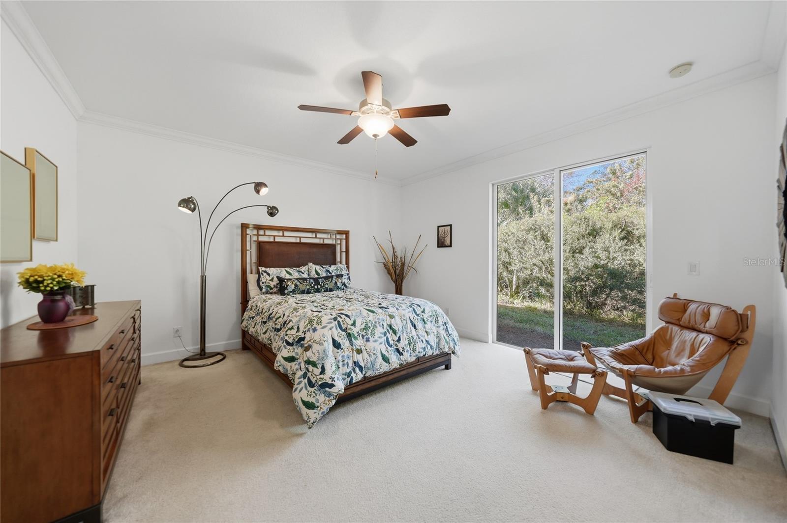 ARTISTS ENCLAVE - Residential