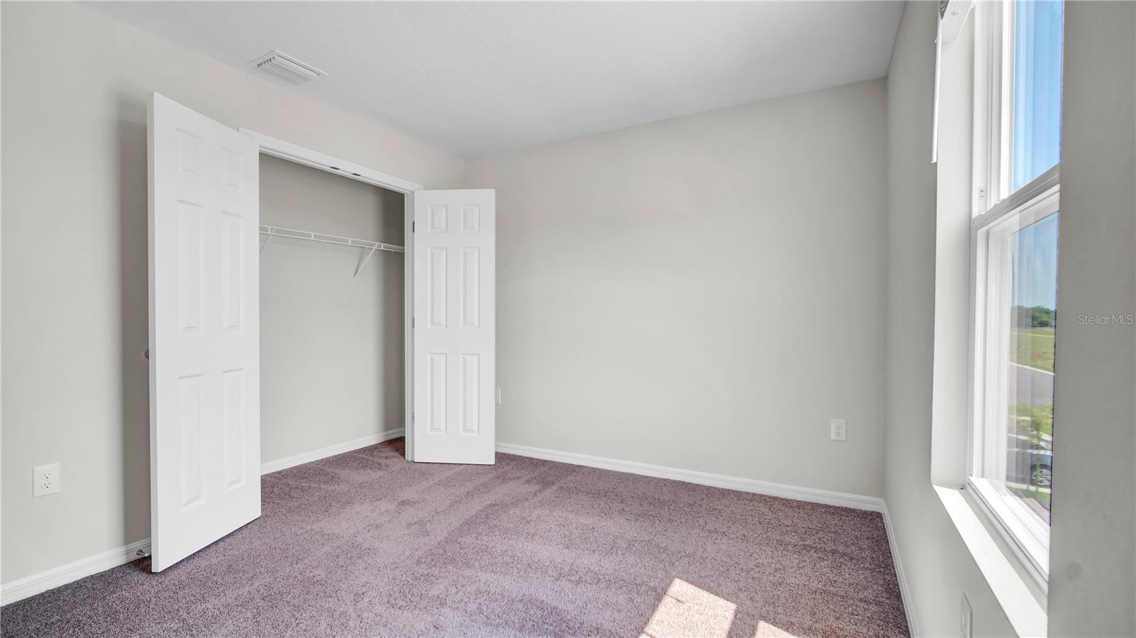 CONGDON TWNHMS PHS 1 & 2 - Residential Lease