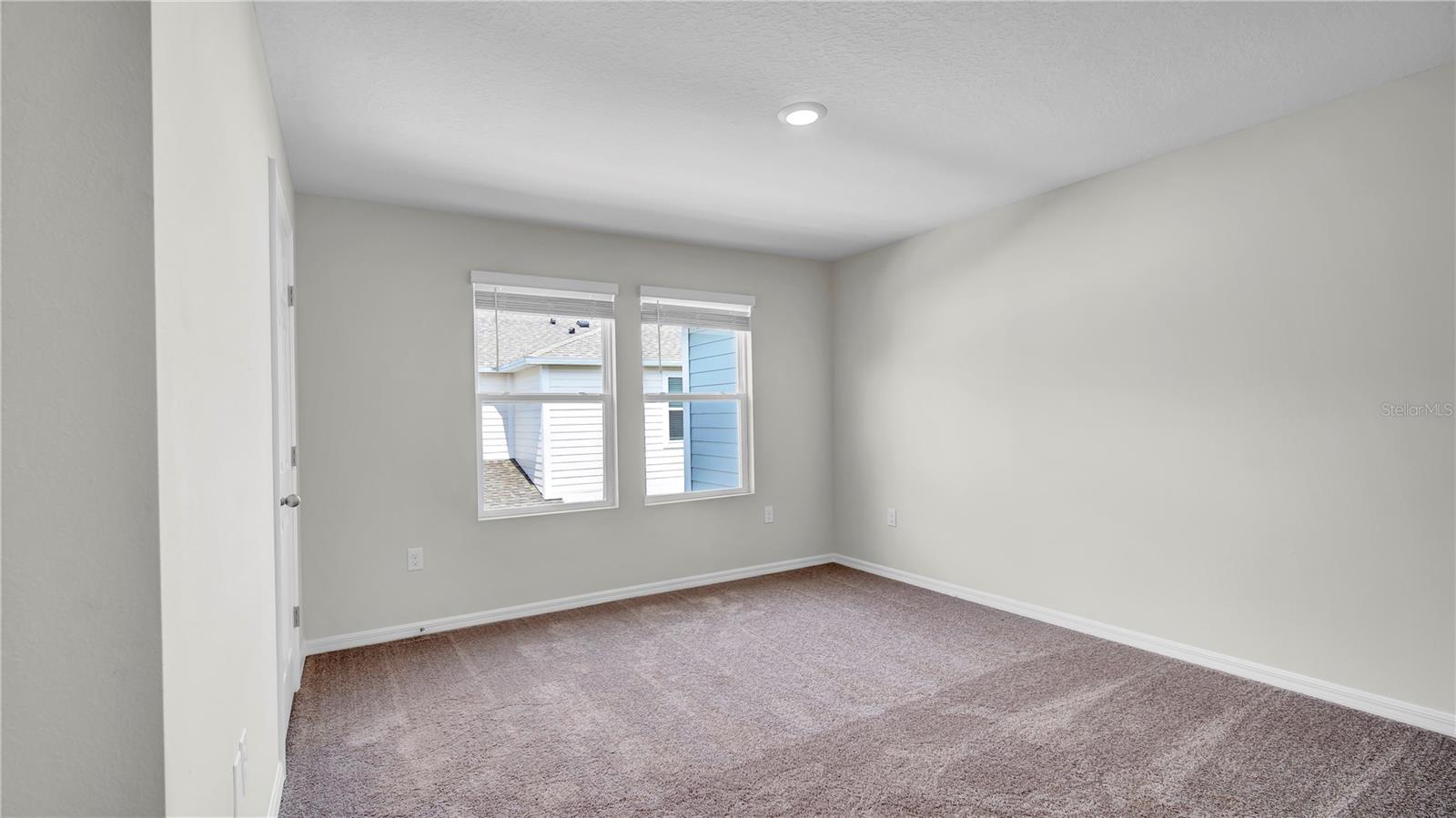 CONGDON TWNHMS PHS 1 & 2 - Residential Lease