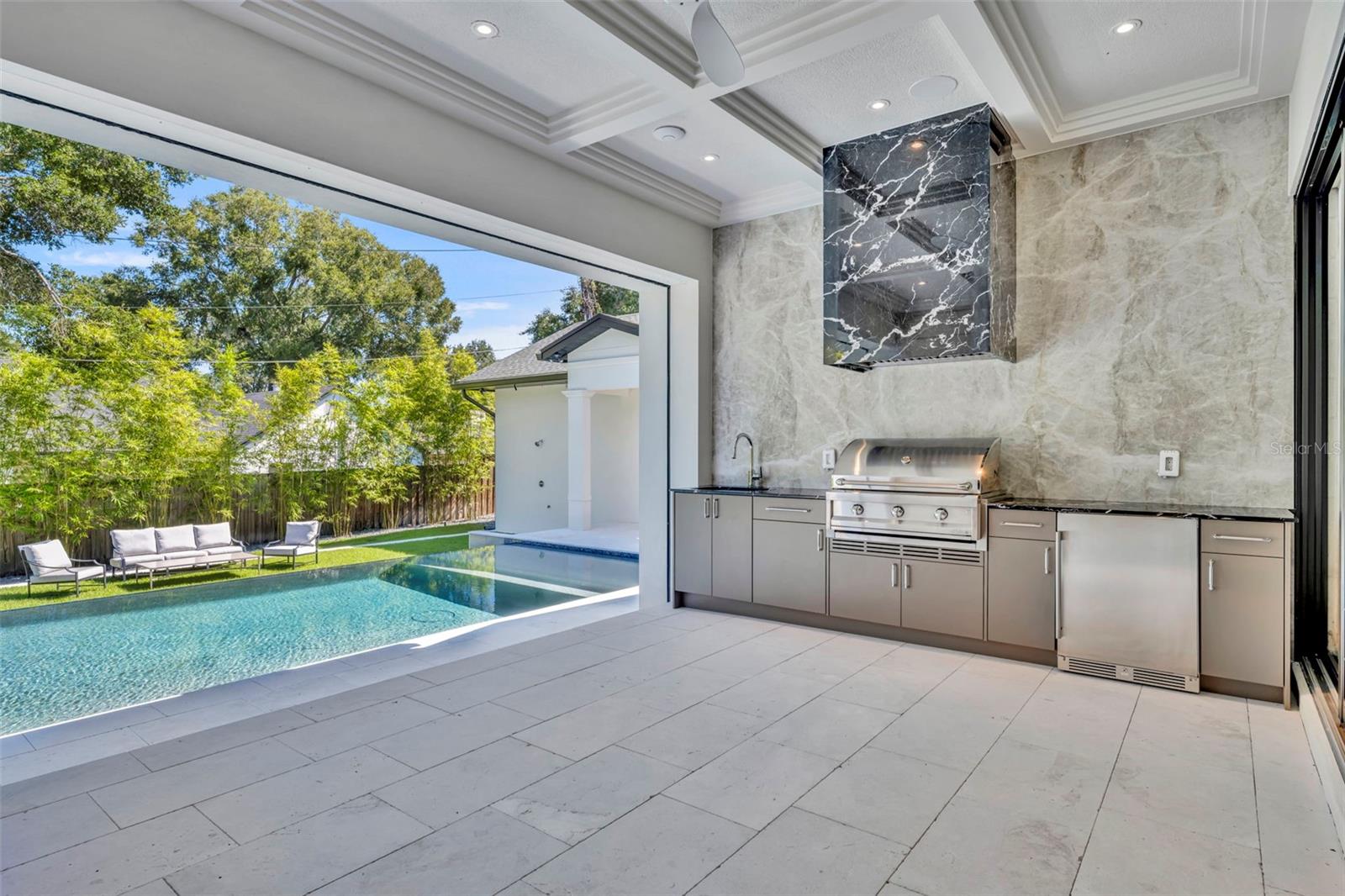 1302 RAINTREE PLACE