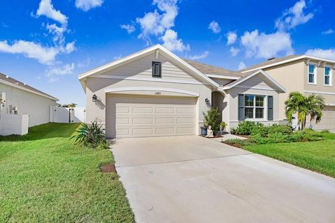 A home in RIVERVIEW