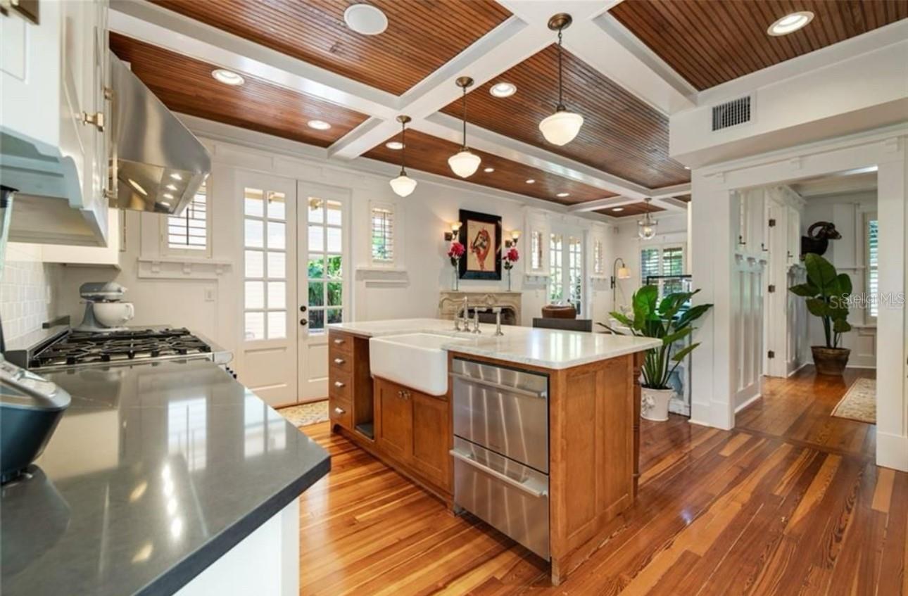 BAY SHORE REV - Residential