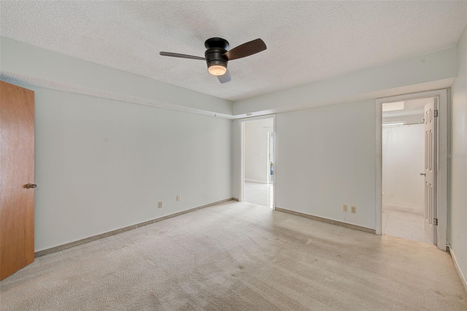 IMPERIAL EMBASSY CONDO - Residential