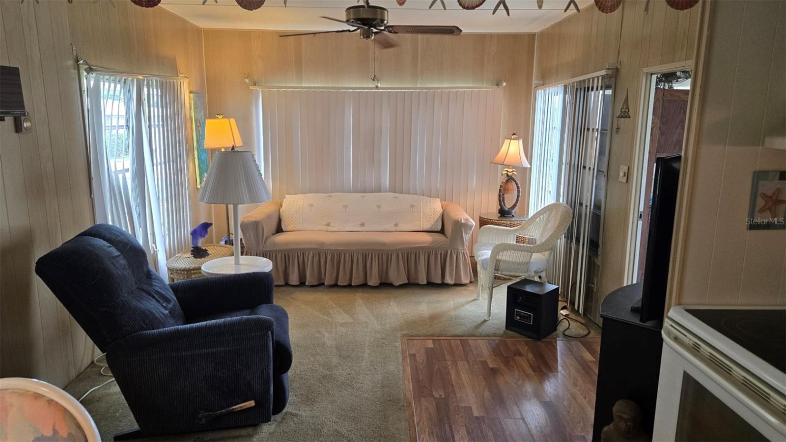 3323 BONNIE DRIVE - Photo 2