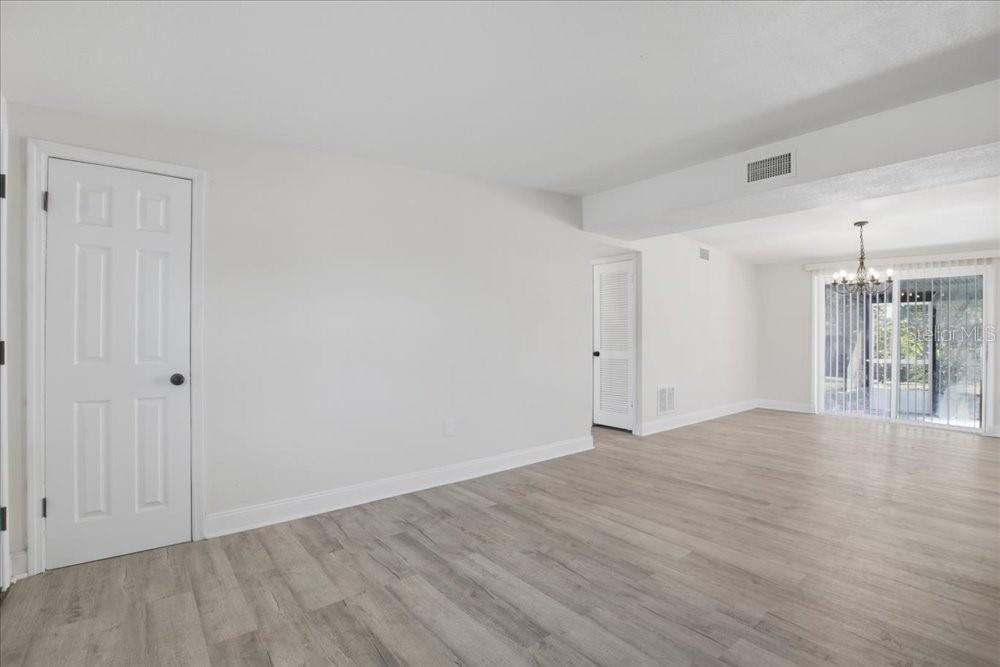 CLEVELAND HEIGHTS MANOR FIRST ADD - Residential