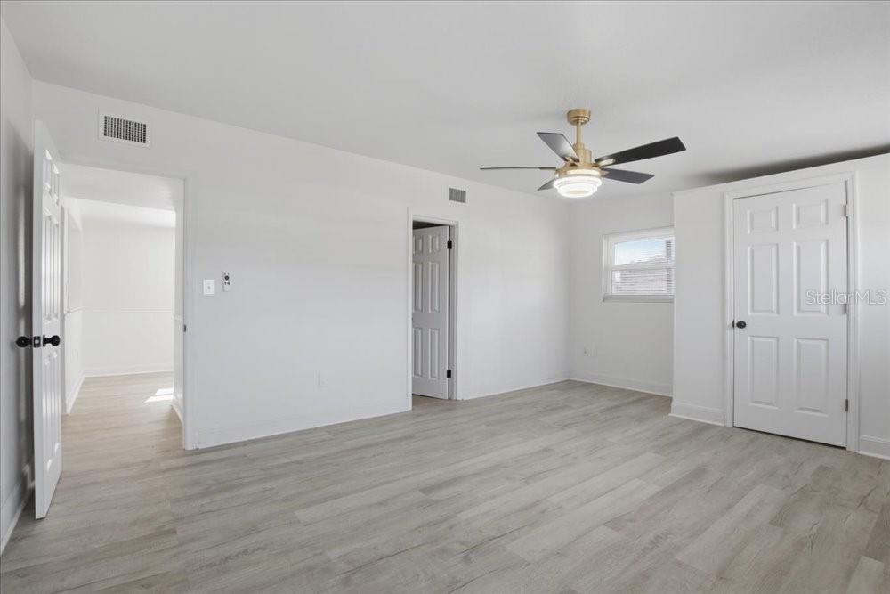 CLEVELAND HEIGHTS MANOR FIRST ADD - Residential