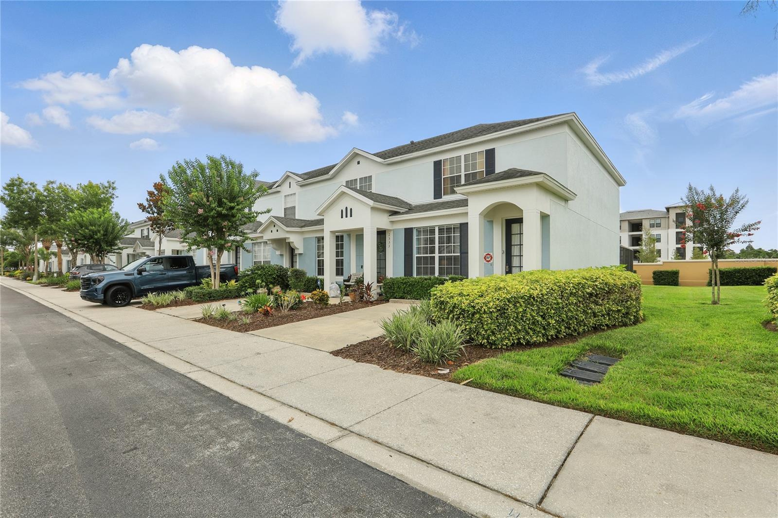2531 MANESHAW LANE