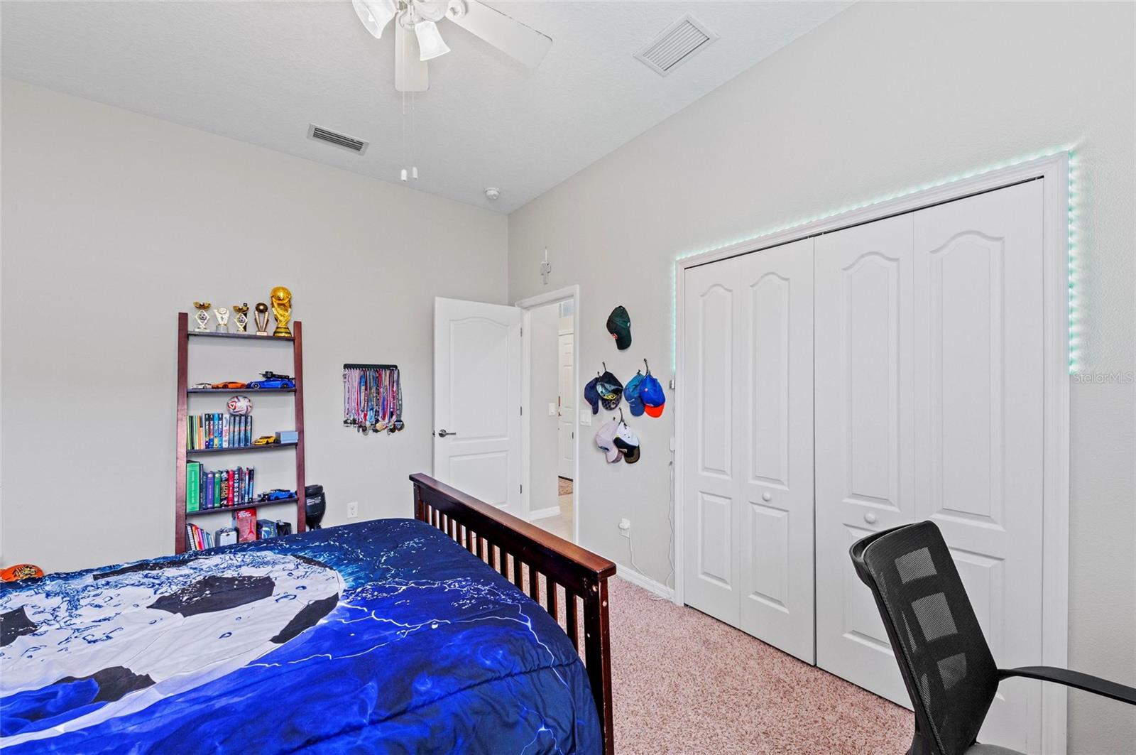 CENTRAL PARK SUBPHASE E-1C - Residential Lease