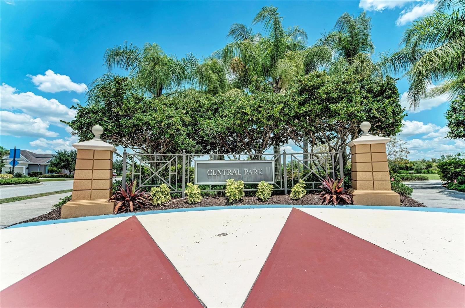 CENTRAL PARK SUBPHASE E-1C - Residential Lease
