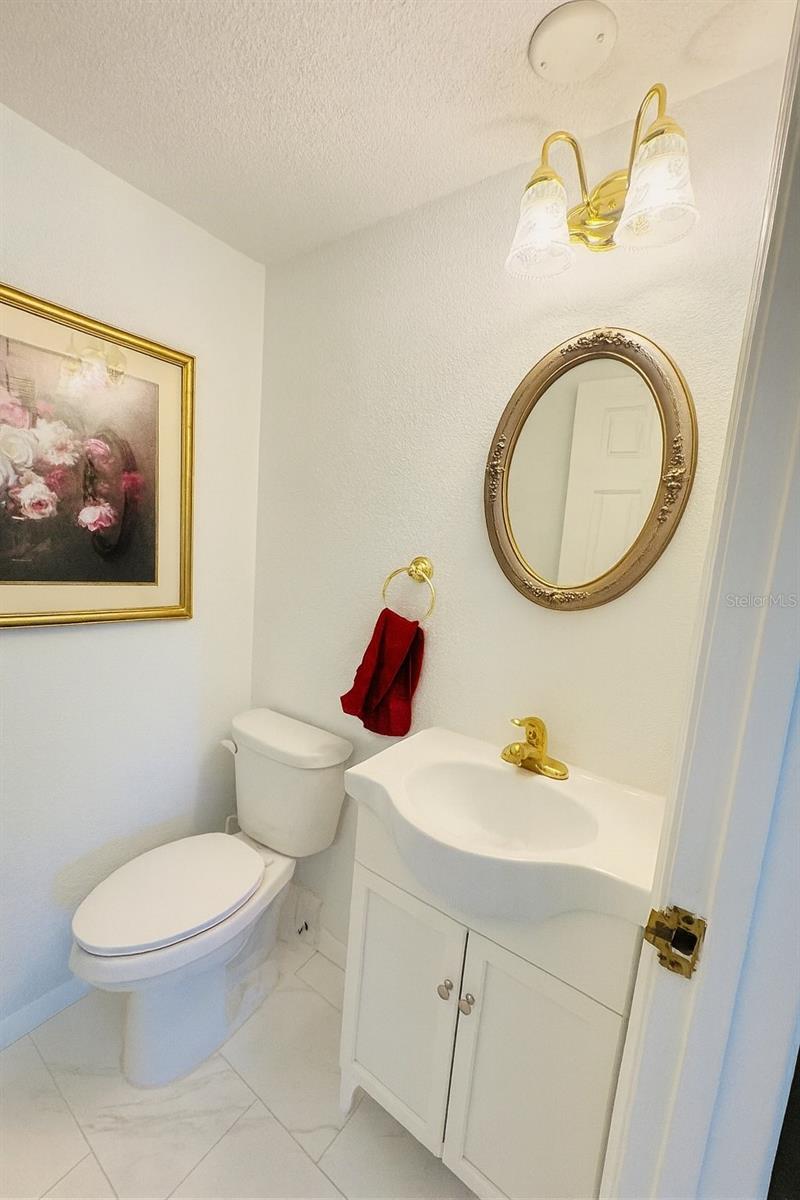 SOUTH PAULA POINT CONDO - Residential