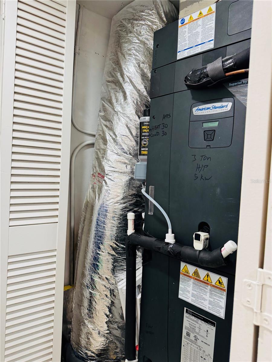 SOUTH PAULA POINT CONDO - Residential