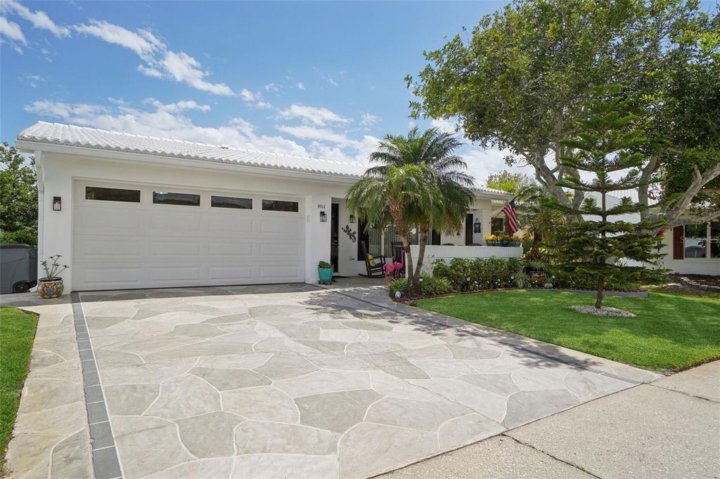 Photo of 9153 42nd Way N, Pinellas Park, FL 33782 (MLS # TB8493855)