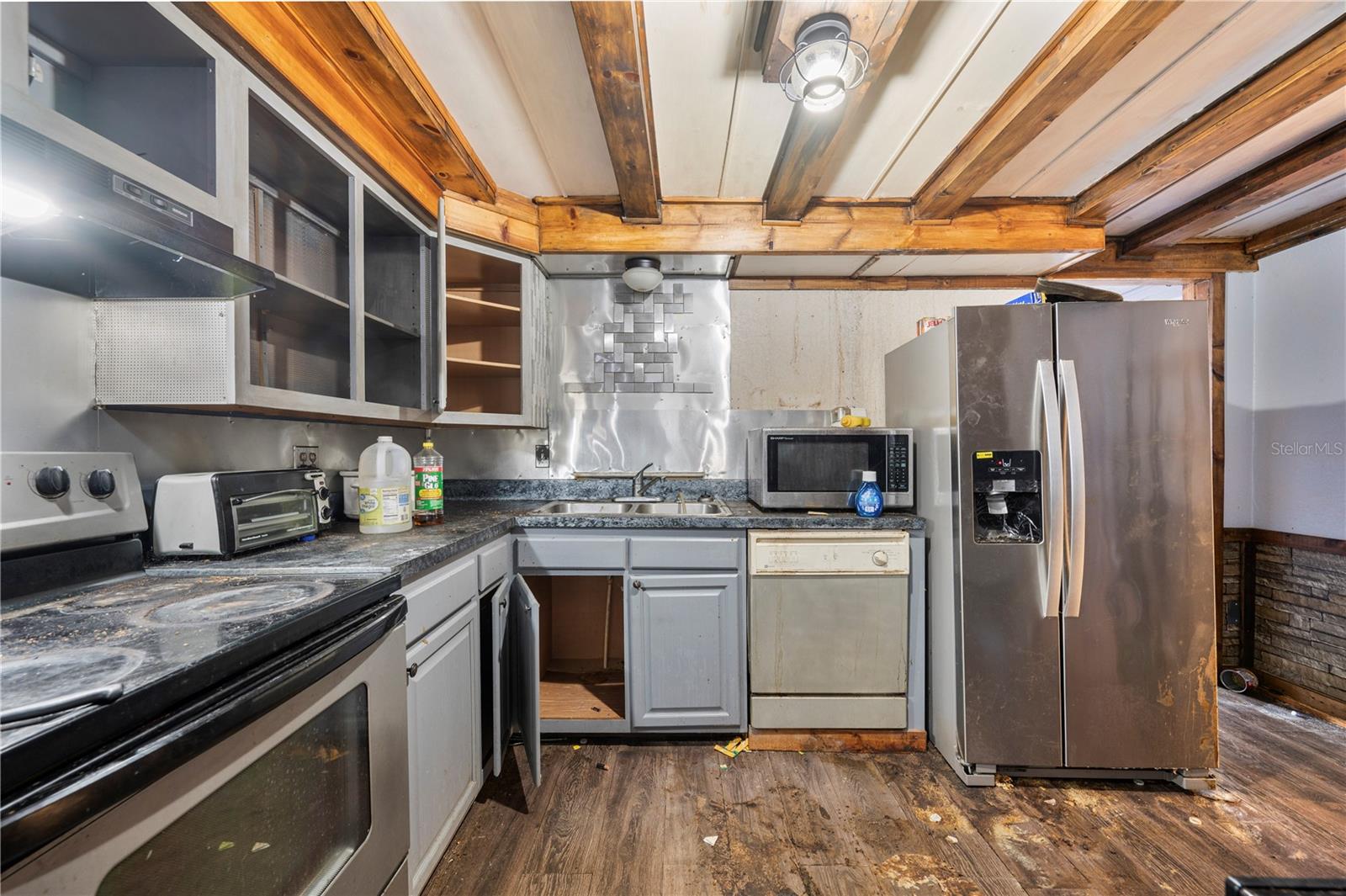 STRICKLAND LBR CO SUB - Residential