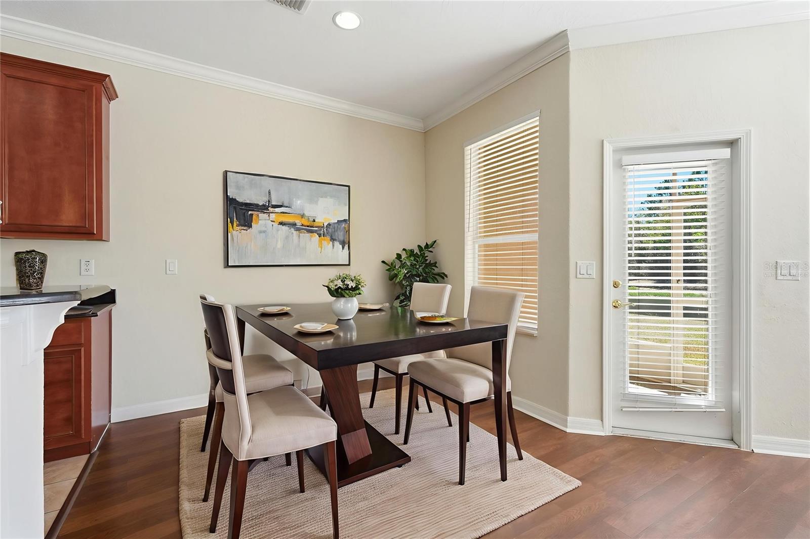 SEVEN OAKS - Residential