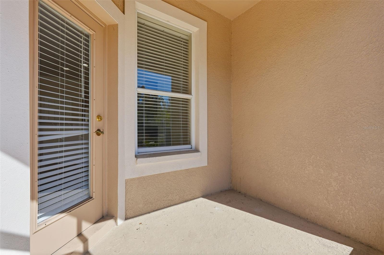 SEVEN OAKS - Residential