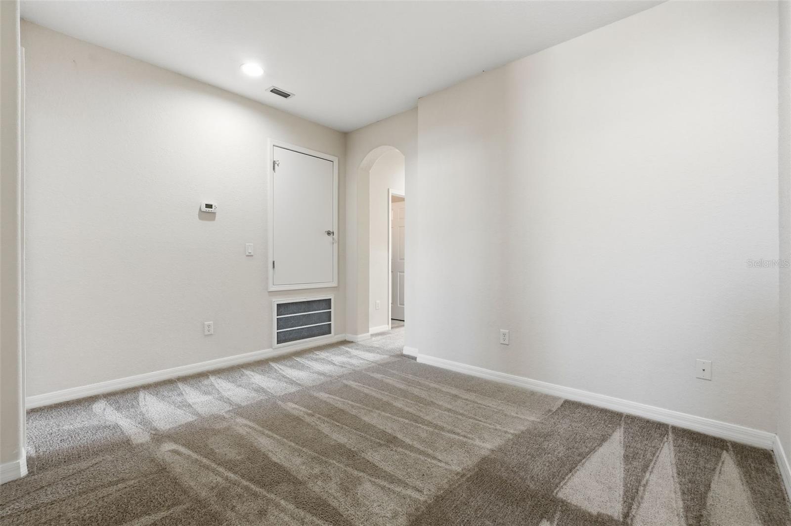 SEVEN OAKS - Residential