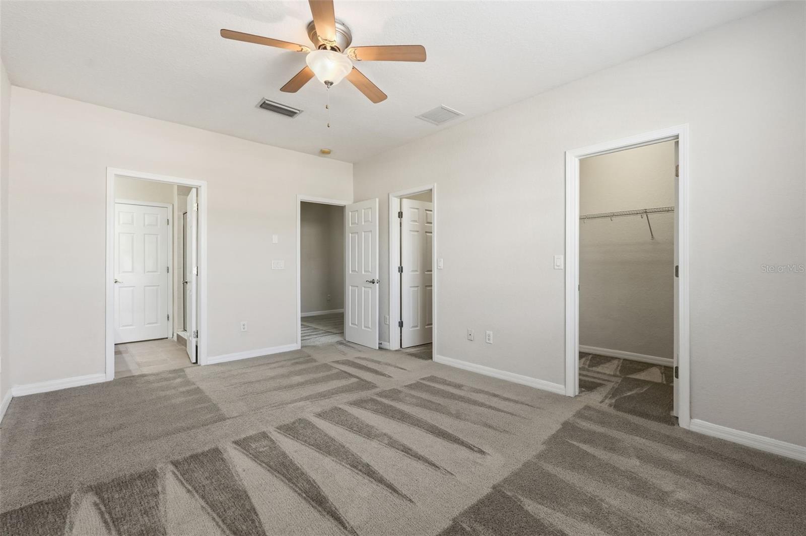 SEVEN OAKS - Residential