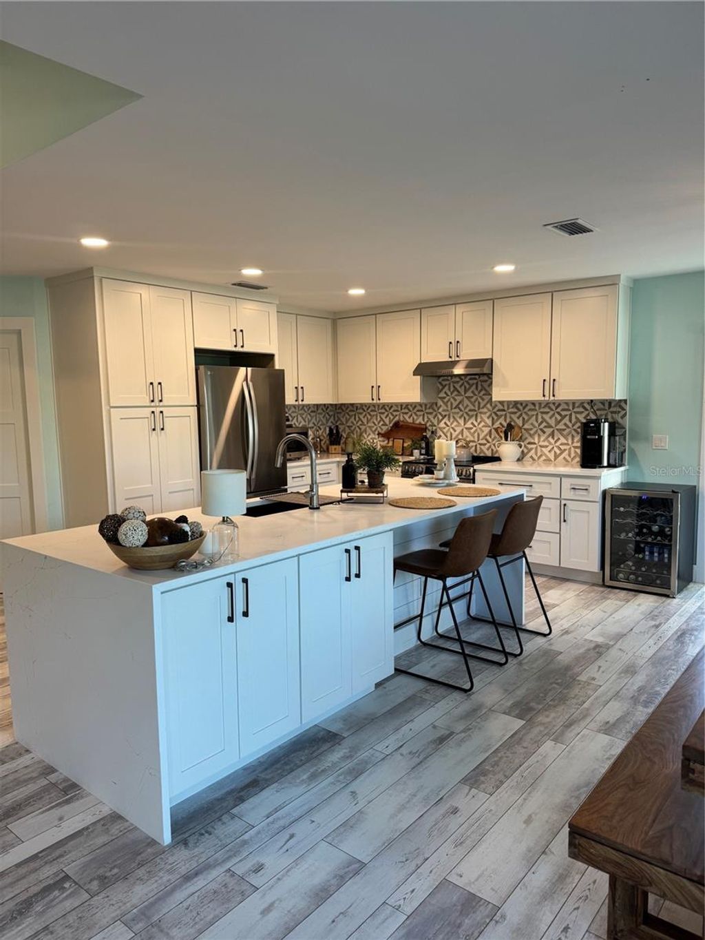 Photo of 4140 Augustine Avenue, Sarasota, FL 34231 (MLS # A4686087)