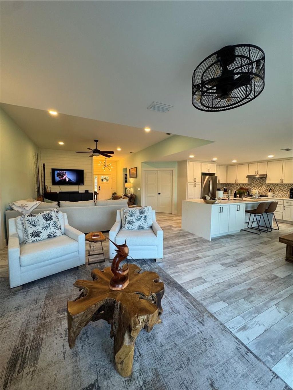 Photo of 4140 Augustine Avenue, Sarasota, FL 34231 (MLS # A4686087)