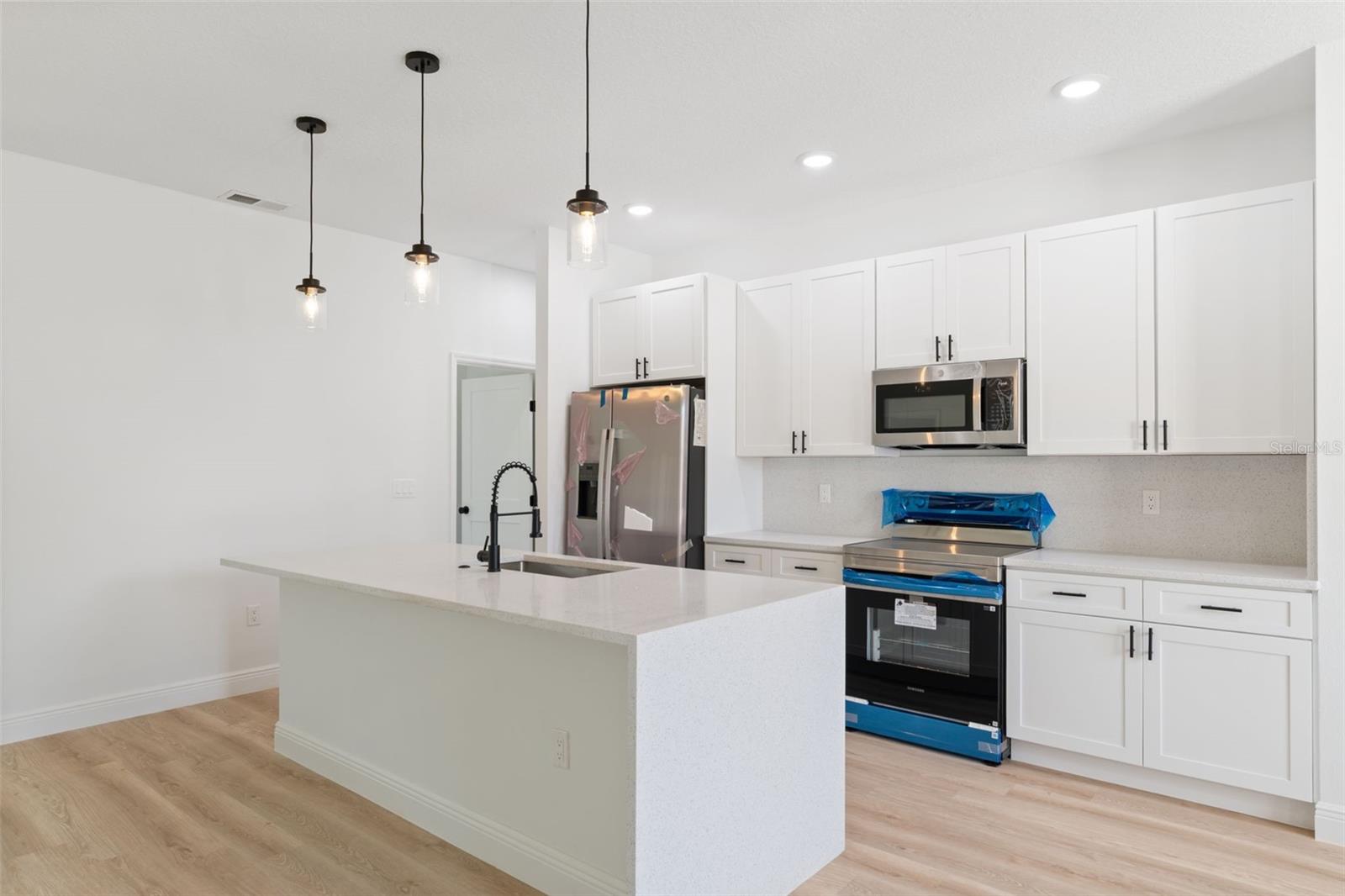 MARION OAKS UN 03 - Residential