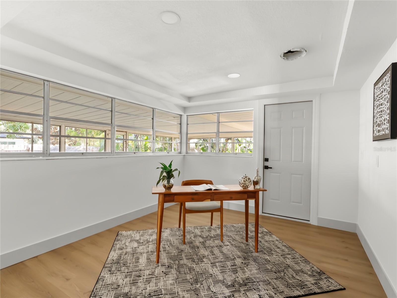 LAKE CONWAY ESTATES - Residential