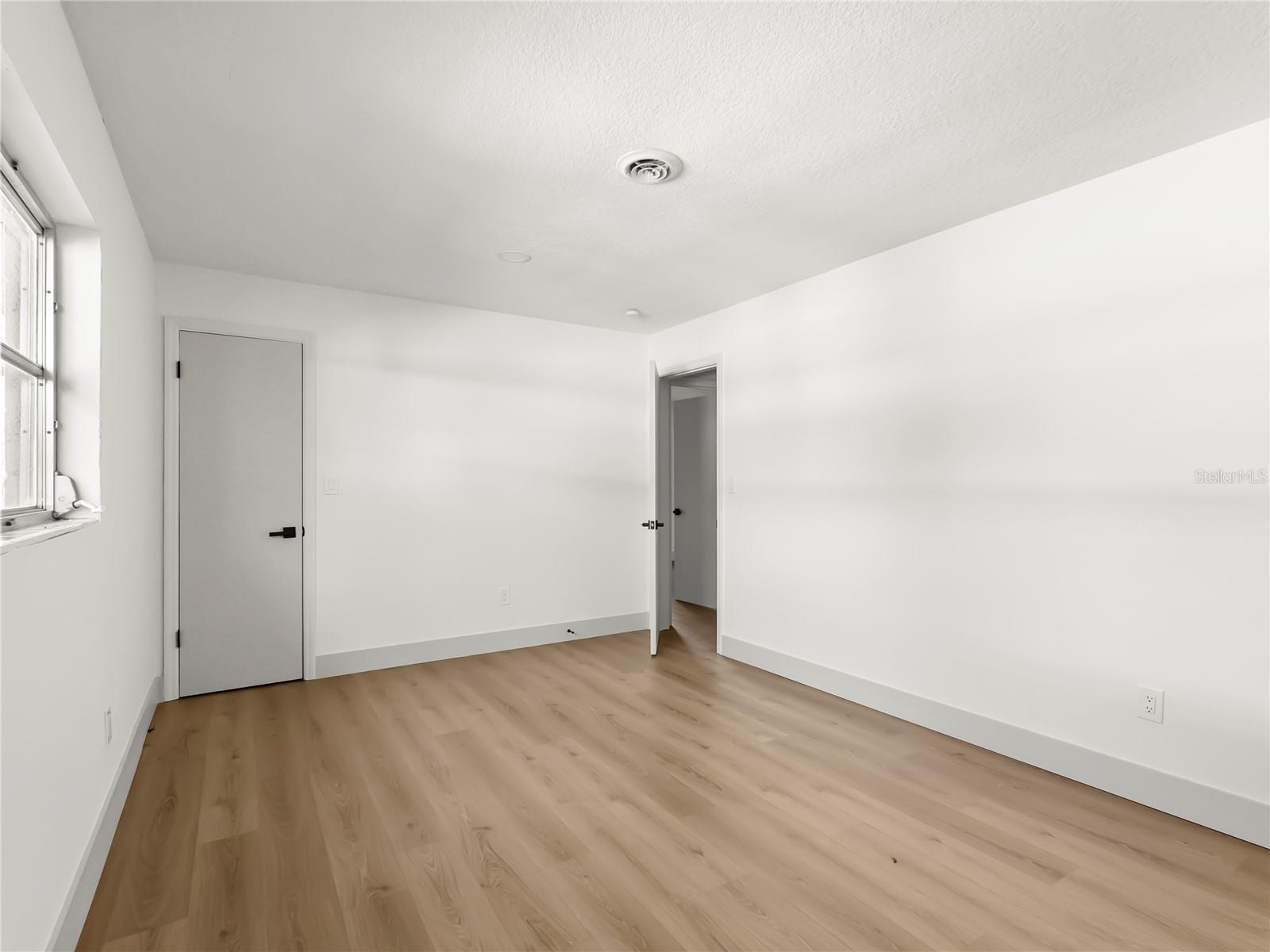 LAKE CONWAY ESTATES - Residential