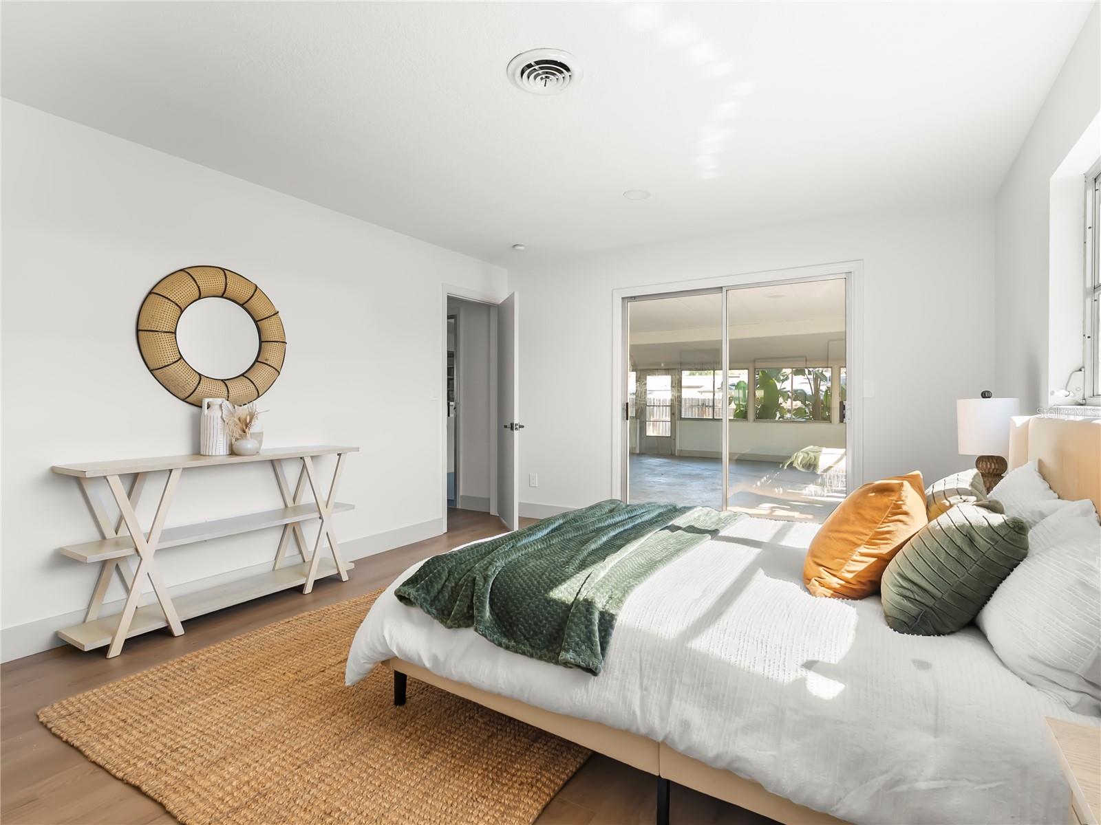 LAKE CONWAY ESTATES - Residential