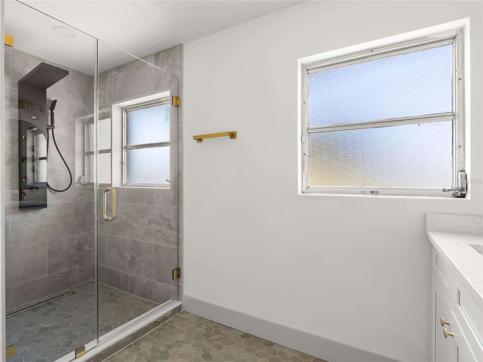 LAKE CONWAY ESTATES - Residential