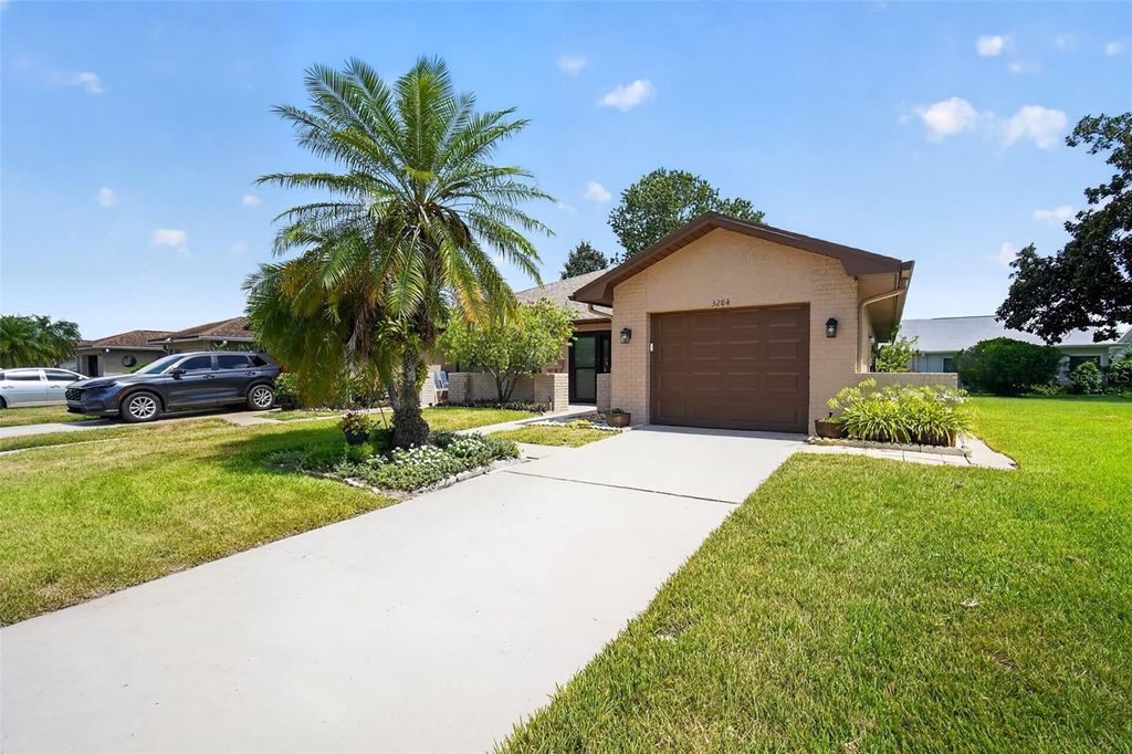 Photo of 3284 Gorse Court, Palm Harbor, FL 34684 (MLS # O6419468)