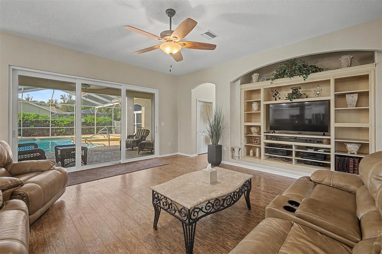 ORCHARD PARK - Residential