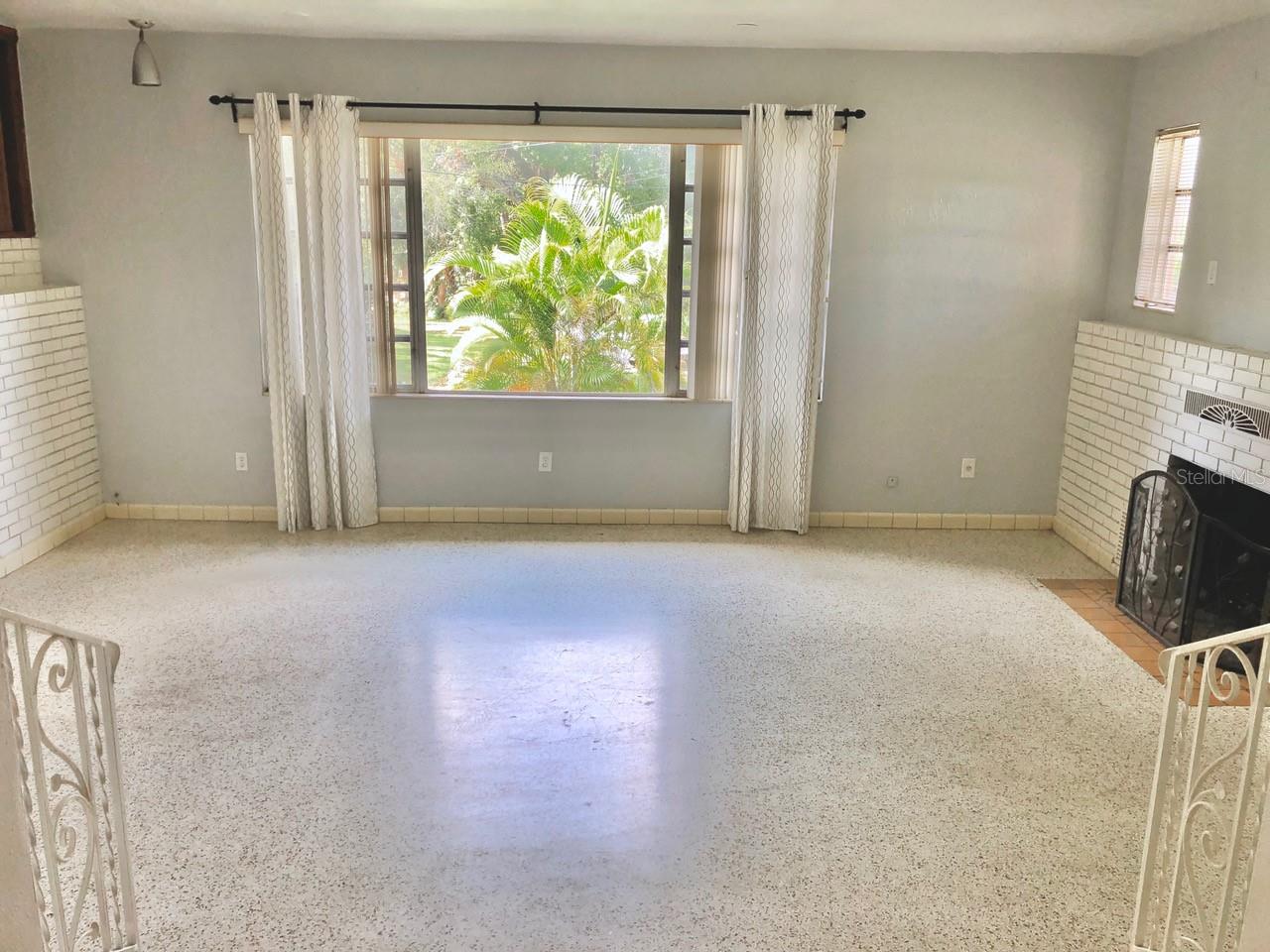 BUFFALO HEIGHTS - Residential Lease