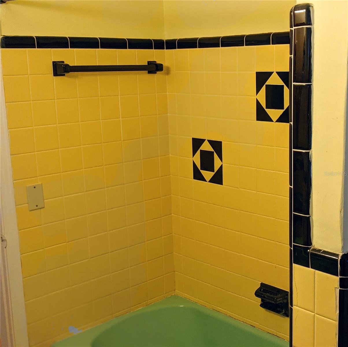 BUFFALO HEIGHTS - Residential Lease