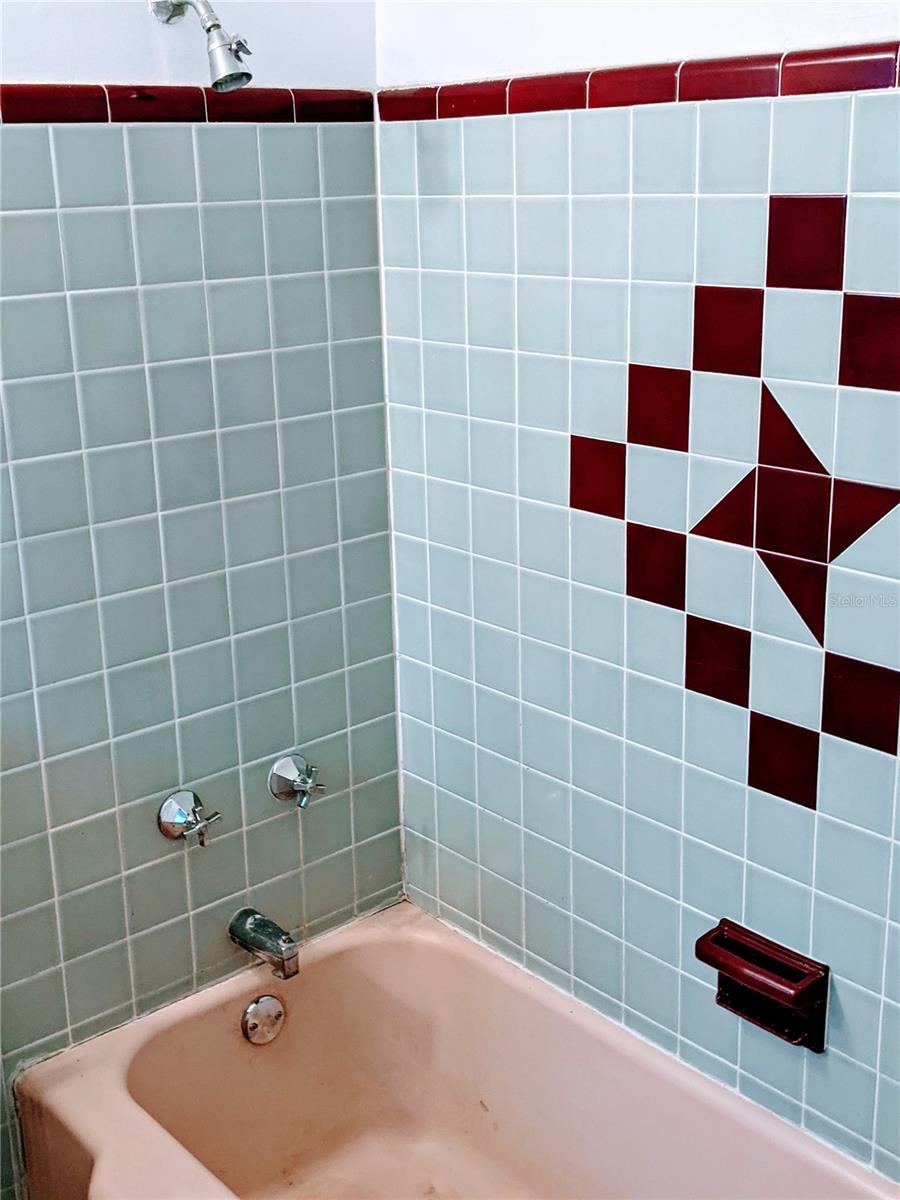 BUFFALO HEIGHTS - Residential Lease