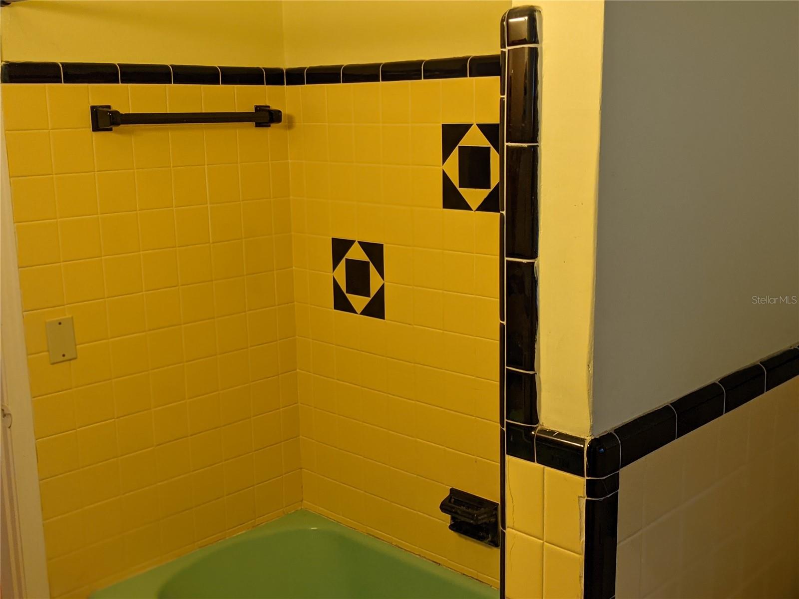 BUFFALO HEIGHTS - Residential Lease