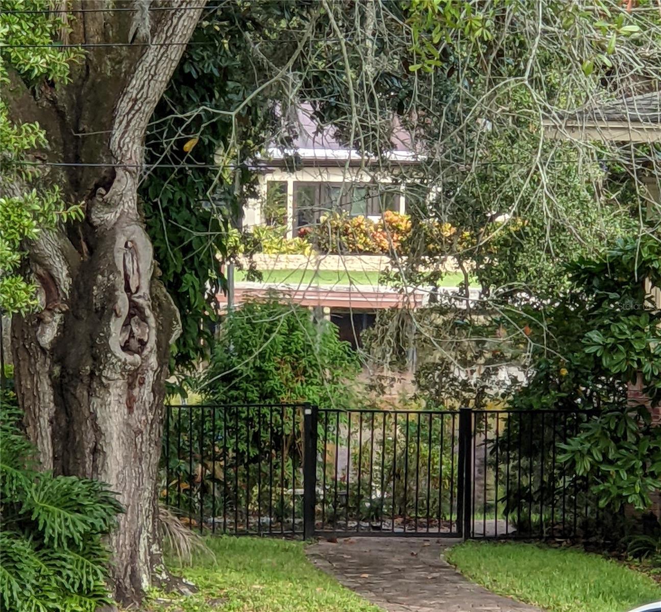 BUFFALO HEIGHTS - Residential Lease