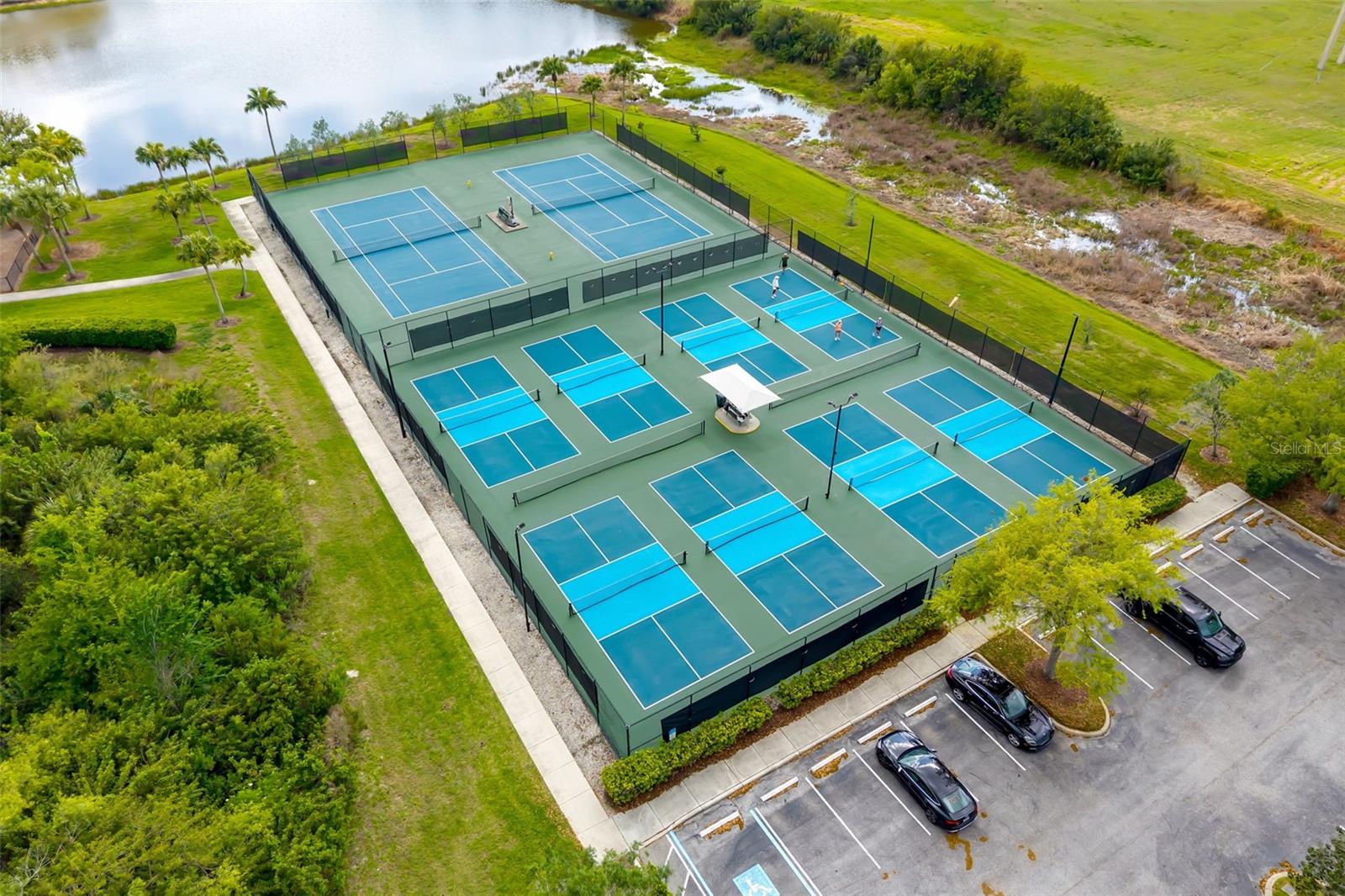 STONEYBROOK AT HERITAGE HARBOUR - Residential