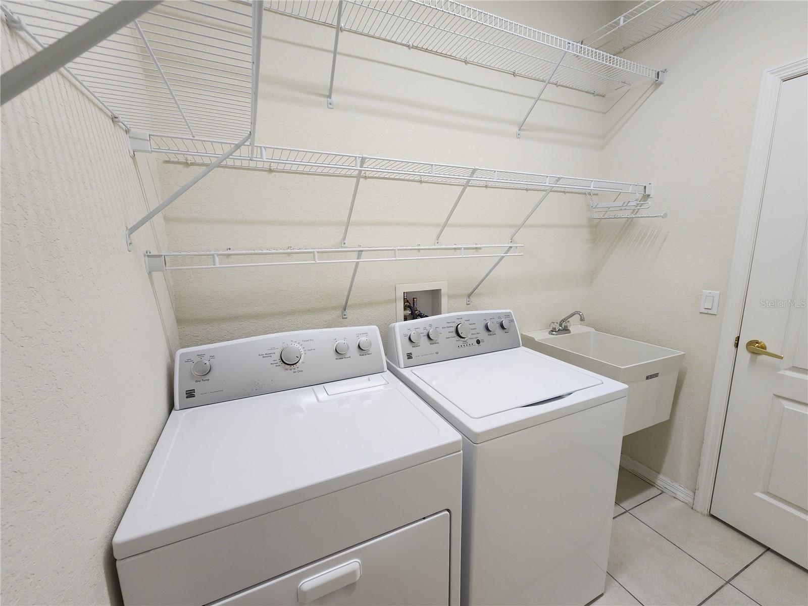 STONEYBROOK AT HERITAGE HARBOUR - Residential