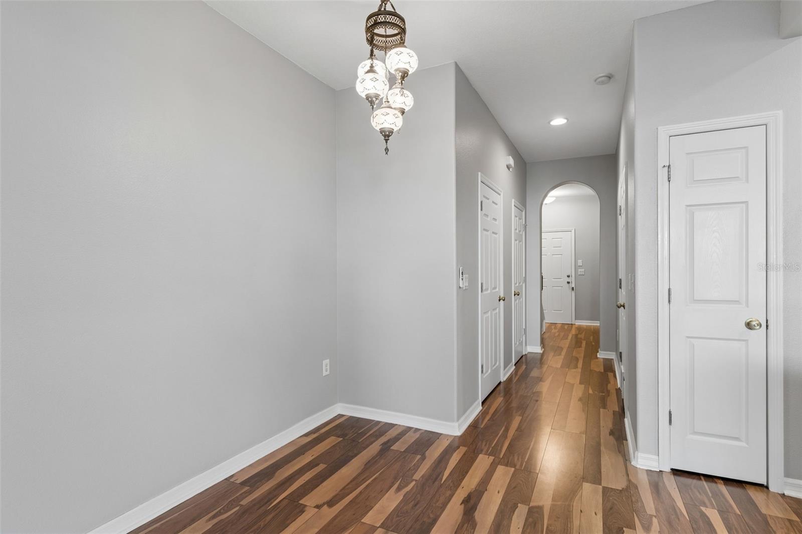 SAWGRASS VILLAGE - Residential