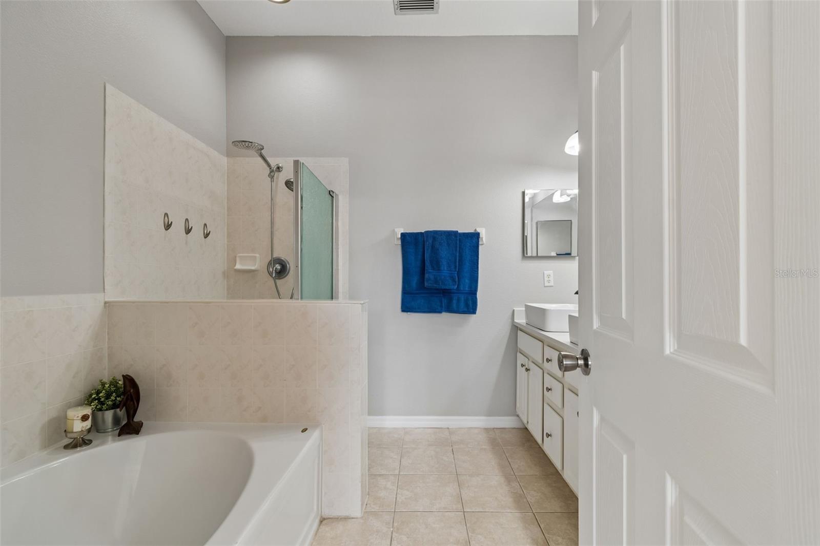 SAWGRASS VILLAGE - Residential