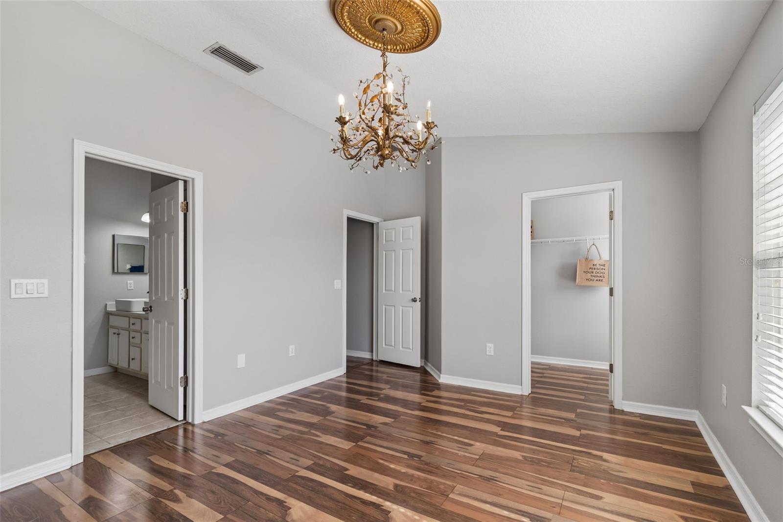 SAWGRASS VILLAGE - Residential