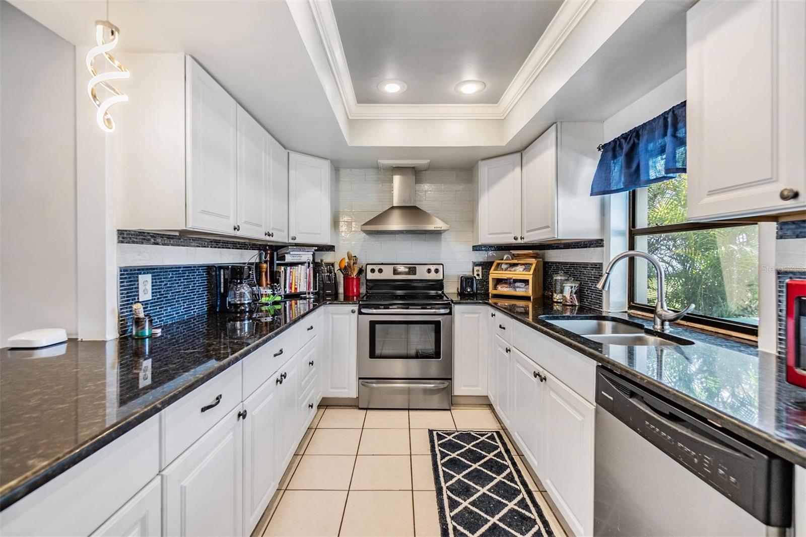 1304 CEDAR COURT