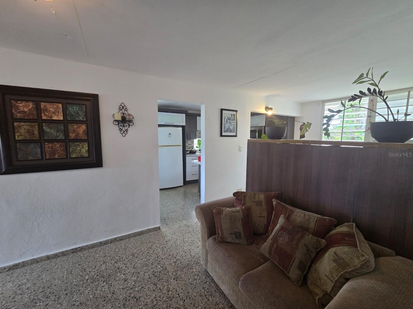 BARRIO GUAYABOTAS - Residential