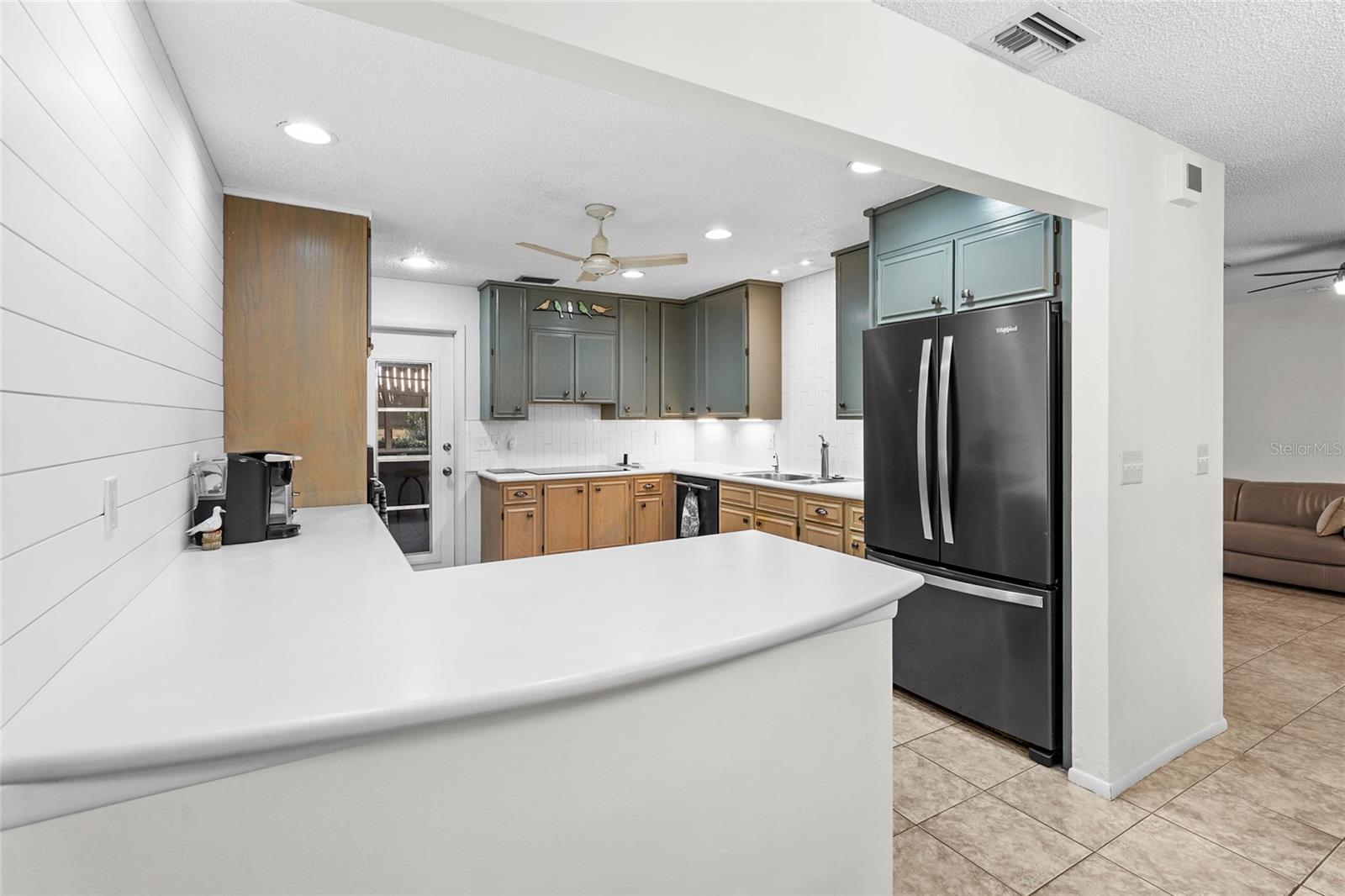 PALM-AIRE AT SARASOTA 7-B - Residential