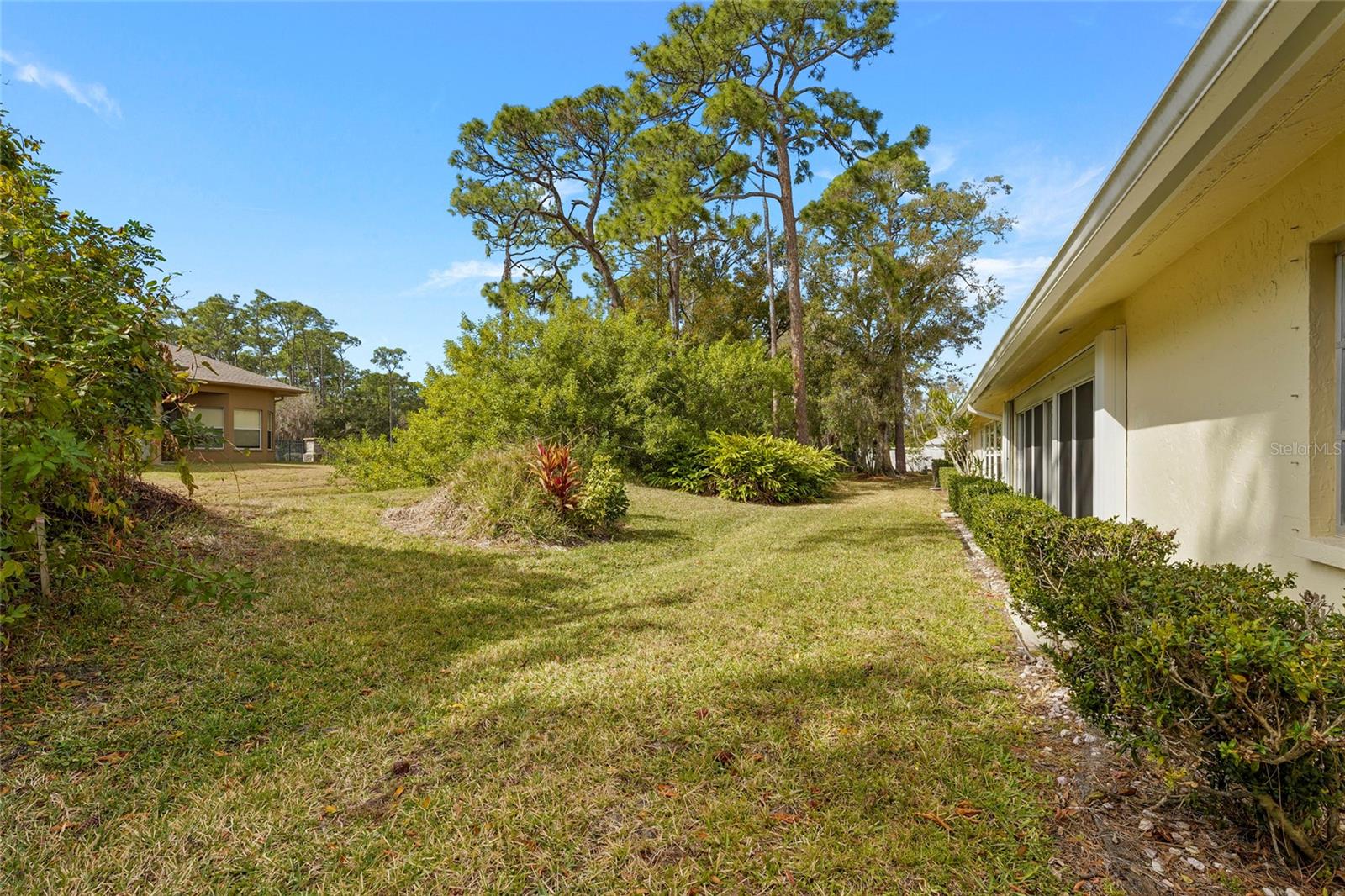 PALM-AIRE AT SARASOTA 7-B - Residential