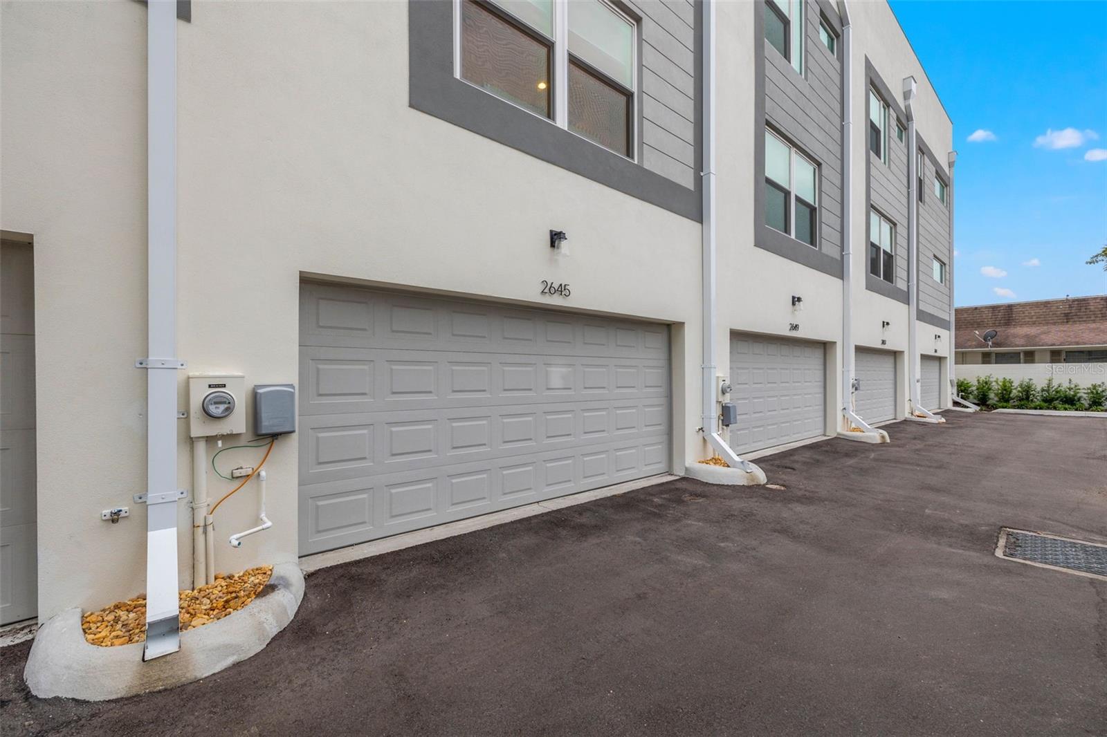 NORTH 1ST TWNHMS - Residential