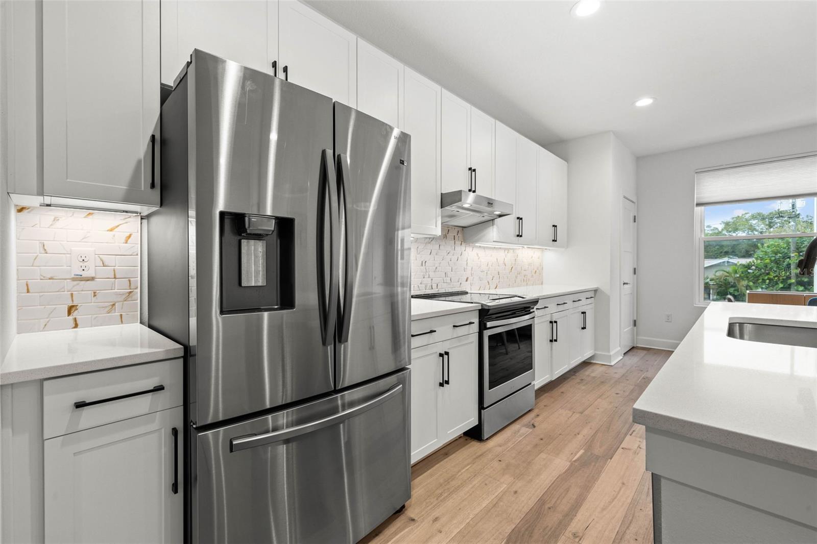 NORTH 1ST TWNHMS - Residential