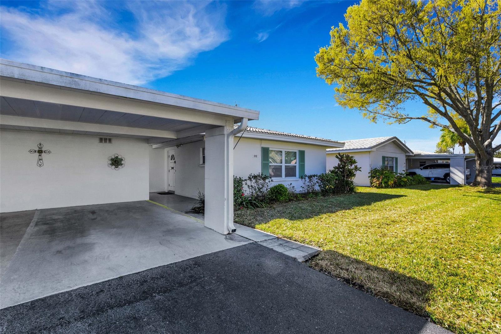 IMPERIAL SOUTHGATE VILLAS SEC 02 - Residential